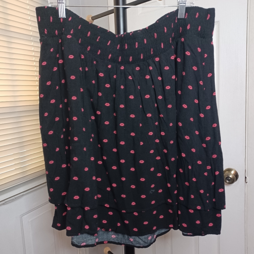 Torrid Black Layered A Line Skirt Kiss Lips Women's Size 2X